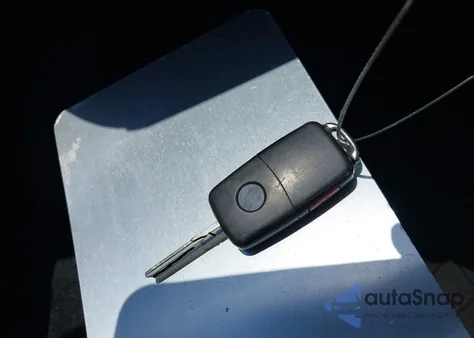 2013 Volkswagen Passat 2.5L Se из США, поврежденный, VIN 1VWBP7A36DC126418